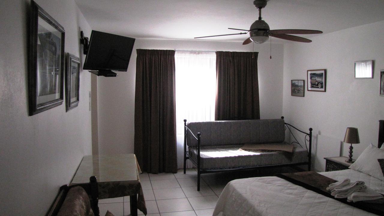 Bel Air Guest House Piet Retief Exterior photo